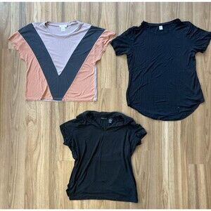 Old Navy / Urban Romantics / New York Company Set of 3 Women's Blouses (Size L)